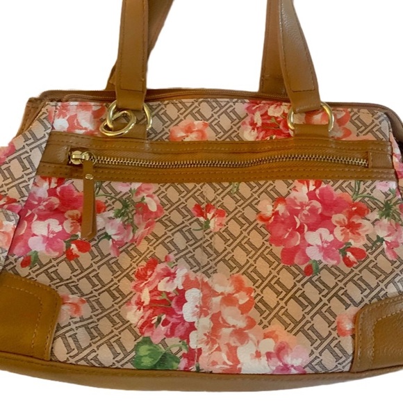 TT purse with multi-colored pink roses - Picture 3 of 8